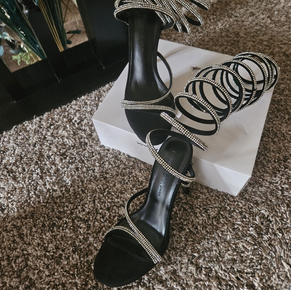 Size 8 Black VSU RHINESTONE open toe heels